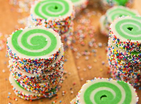 Pip & Ebby - Pip & Ebby - Spiral sugar cookies Spiral Sugar Cookies, Swirl Cookies, Tier Cakes, Bar Recipes, Baked Goodies, Dessert Bar, Köstliche Desserts, Cookie Ideas, Food Inspo