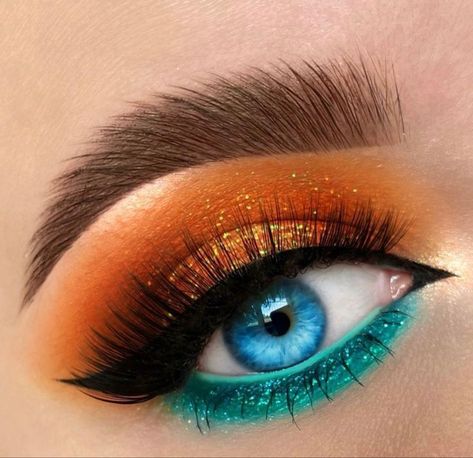 Crazy Eyeshadow Looks, Everyday Eyeshadow, Make Up Designs, Bright Eye Makeup, Cute Eyeshadow Looks, Cute Eye Makeup, Eye Makeup Pictures, Eye Makeup Designs, Colorful Eye Makeup