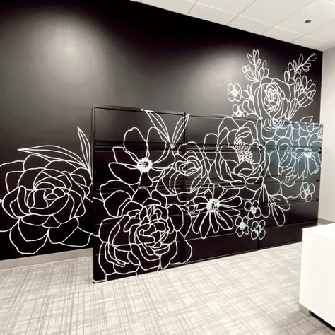 Alli Koch Florals, Hair Salon Mural Wall Art, Black And White Flower Mural, Black And White Mural Wall, Black Mural, Bridal Display, Black And White Mural, Accent Wall Paint Colors, Cowboy Pool