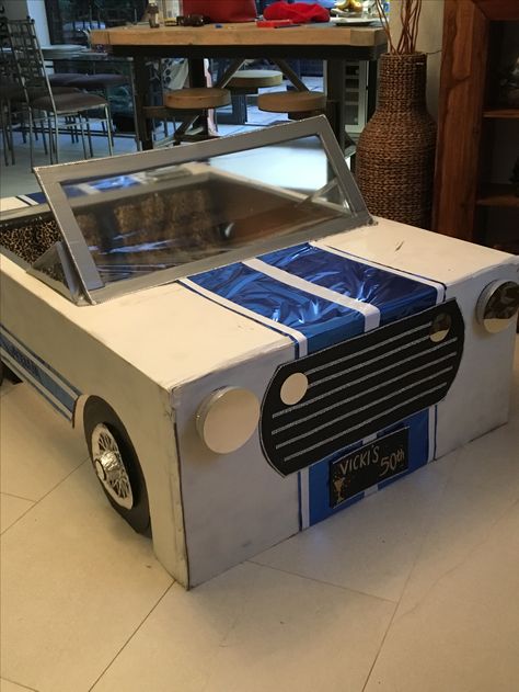 Making A Car Out Of Cardboard, Cardboard Box Cars, Team Beach Movie, Diy Soap Carving, Vintage Car Party, Peach Rooms, Big Cardboard Boxes, Cardboard Box Car, Diy Jeep