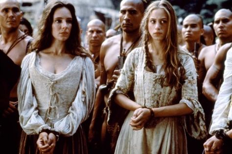 Madeleine Stowe and Jodhi May in The Last of the Mohicans (1992) Jodhi May, Madeleine Stowe, The Last Of The Mohicans, Kim Raver, Last Of The Mohicans, Daniel Day, Historical Movies, Day Lewis, Love Scenes