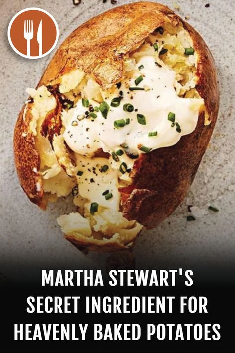 Martha Stewart Baked Potato Yukon Gold, Martha Stewart Baked Potato, Baked Yukon Gold Potatoes, Best Baked Potato, Potatoes And Rice, Perfect Baked Potato, Butter Potatoes, Martha Stewart Recipes, Baked Potato Recipes