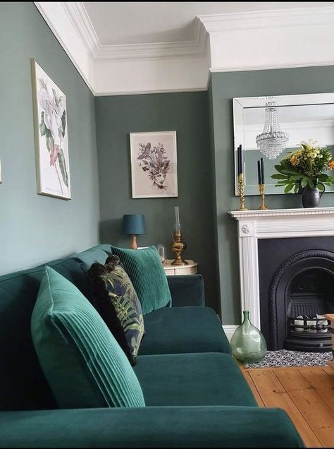 Edwardian Living Room, 1930s Living Room, Green Living Room Ideas, Sage Green Living Room, Front Room Decor, Green Living Room Decor, Green Living Room, New House Living Room, Living Room Wall Color