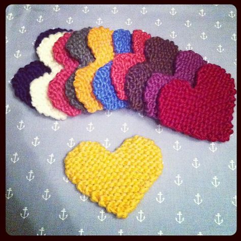 Ravelry: Knitted Heart by Julie & The Knits Knit A Heart, Crocheted Hearts, Knitted Heart Pattern, Coaster Patterns, Heart Coaster, Dishcloth Knitting Patterns, Amazing Crochet, Beginner Knitting Patterns, Knitted Heart