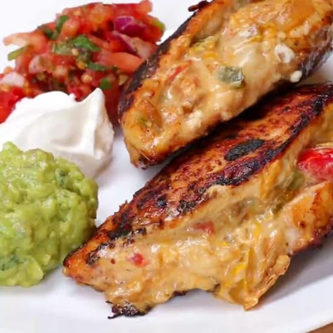 Fajita-Stuffed Chicken Recipe by Tasty Fajita Stuffed Chicken, One Pan Chicken, Stuffed Chicken, Chicken Fajitas, Ketogenic Recipes, Food Stuff, Iftar, Fajitas, Low Carb Keto