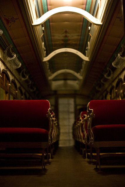 Classic train seats. Inside a passenger train from the 1940s. Train Interior, Simplon Orient Express, A Night At The Opera, Luxury Train, Train Depot, Old Trains, Old Train, Orient Express, Vintage Train