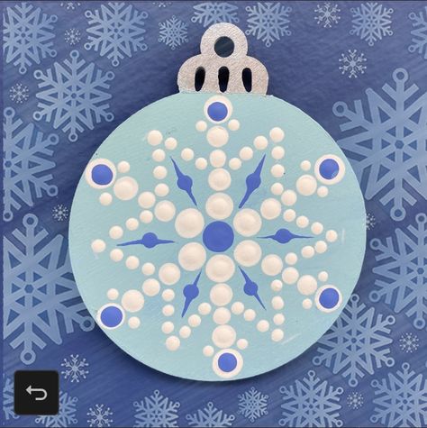 Mandala Dot Painting Snowflake, Dot Art Snowflake, Dot Snowflakes, Dot Painting For Beginners Tutorial, Painting Snowflakes, Snowflake Mandala, Dot Mandalas, Christmas Mandala, Mandala Painted Rocks