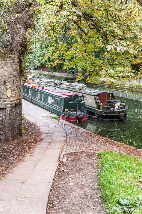 Regent's Canal Towpath, Angel, London Best Places In London, London Walking Tours, Regents Canal, Islington London, Walks In London, London Summer, Walking Routes, London Places, London Town