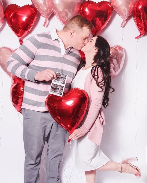 Pregnancy Announcement Photos Valentines Day, Valentine’s Day Pregnancy Photoshoot, Valentines Baby Announcement Photoshoot, Valentines Maternity Shoot, Valentines Pregnancy Photoshoot, Valentine’s Day Maternity Shoot, Valentines Maternity Pictures, Valentine Maternity Photoshoot, Valentines Day Maternity Pictures