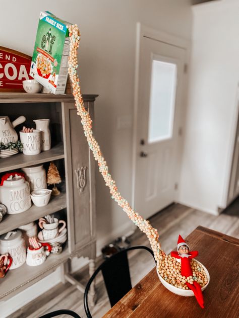 Elf On The Shelf Cereal Spill Prank, Elf Cereal Ideas, Elf On The Shelf Popcorn Ideas, Elf On The Shelf Cereal Ideas, Funny Elf On The Shelf, Eating Cereal, Cosmic Brownies, Easy Elf, Awesome Elf On The Shelf Ideas