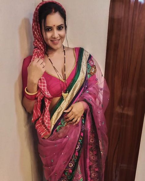 Priya Gamre, Hindi Web Series, Indian Photoshoot, Family Images, Hot Women Dress, Beautiful Dresses Short, Hottie Women, Indian Actress Hot Pics, Beautiful Smile Women