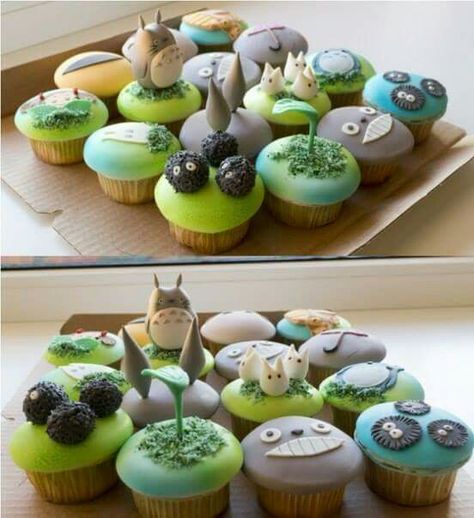 Studios ghibli cupcakes Kawaii Cakes, Studio Ghibli Party, Totoro Party, Anime Cake, Fancy Cupcakes, Pretty Cupcakes, Decorating Cakes, Cute Cupcakes, Baking Sweets