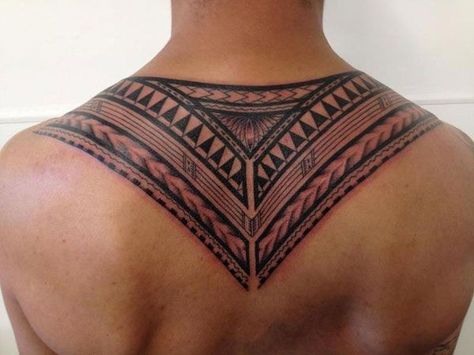 samoa neck tattoo Tatau Tattoo, Ta Moko Tattoo, Samoan Designs, Upper Back Tattoos, Polynesian Tattoo Designs, Tattoo Trend, Samoan Tattoo, Hawaiian Tattoo, Back Tattoos For Guys