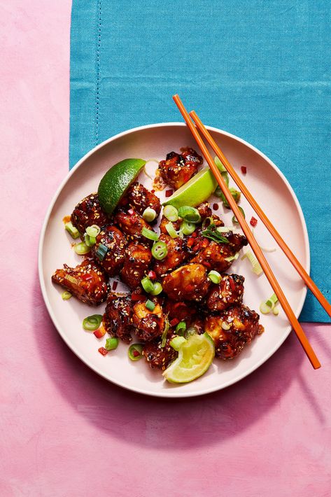 This 30-minute recipe from Bored of Lunch is the perfect chicken recipe to have on hand when you're looking for a healthy alternative to a takeaway. Lunch Air Fryer, Sticky Sesame Chicken, Curry Pasta, Chicken Fried Rice Recipe, Sesame Chicken Recipe, Budget Friendly Dinner, Easy Indian Recipes, Meat Recipe, Perfect Chicken