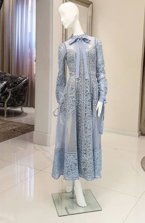 Kebaya Modern Dress, Hijab Ootd, Muslim Fashion Dress, Muslimah Fashion Outfits, Hijab Dress, Muslimah Fashion, Classy Dress, Modest Dresses, Model Dress