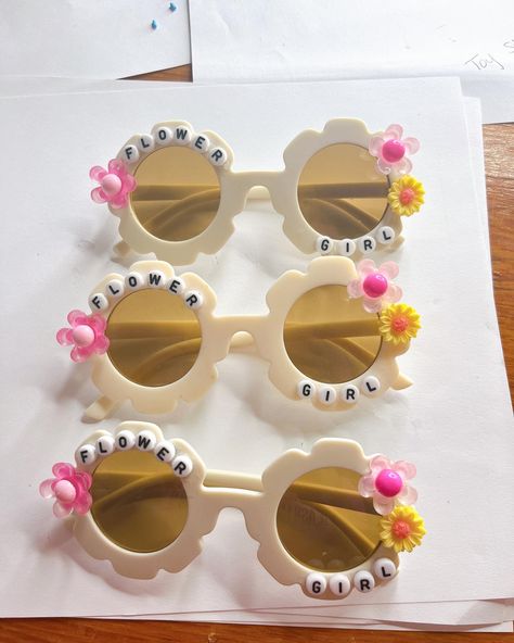 Decorate Sunglasses, Novelty Glasses, Diy Sunglasses, Beaded Sunglasses, Baby Sunglasses, Flower Sunglasses, Personalized Sunglasses, Custom Sunglasses, Colorful Frames