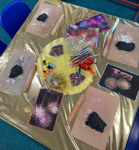 Bonfire Preschool Activities, New Years Eyfs Activities, Firework Playdough, Eyfs Seasons, Bonfire Night Kids Crafts, Bonfire Night Kids, Play Dough Table, Bonfire Crafts, Diwali Eyfs