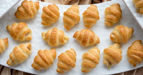 Croissant Cereal, Cereal Cookies, Croissant Dough, Mini Croissants, Biscoff Cookie Butter, French Toast Sticks, Grocery Foods, Salty Snacks, Cereal Recipes