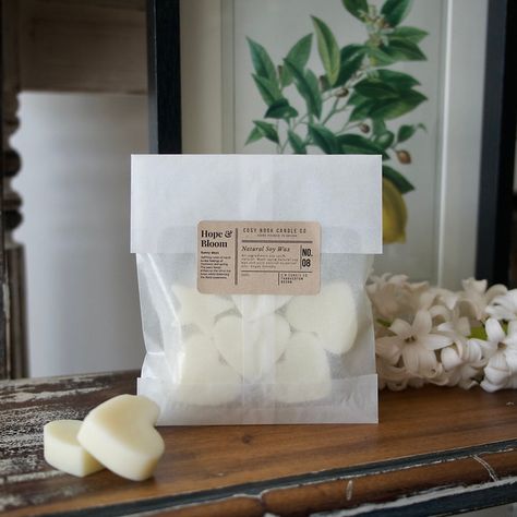 Packaging Wax Melts, Wax Melt Packaging Ideas, Wax Melts Packaging Ideas, Candle Packaging Ideas, Wax Melt Packaging, Wax Melts Packaging, Cosy Nook, Diy Wax Melts, Diy Candle Making Kit