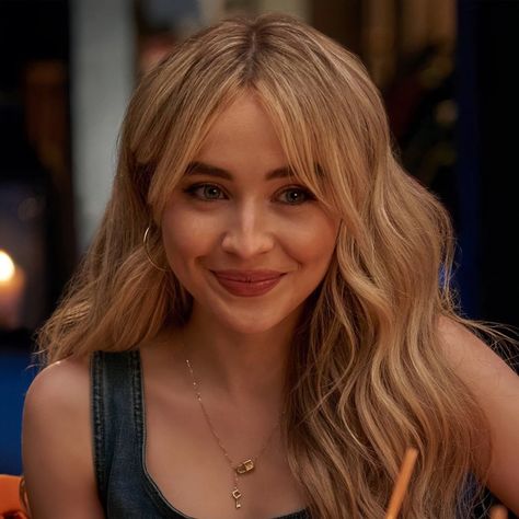 Sabrina Carpenter Movies, Taylor Swift Live, X Men Apocalypse, The Newsroom, Us Actress, Magic Mike, Celebrities Before And After, Felicity Jones, Miss Her