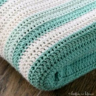 Double Crochet Afghan, Double Crochet Baby Blanket, Crochet Afghans Easy, Afghan Crochet Patterns Easy, Crochet Blanket Edging, Throw Blanket Pattern, Crochet Blanket Pattern Easy, Crochet Afghan Patterns Free, Easy Crochet Baby Blanket