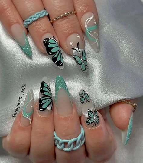 Gel X Nail Designs Butterfly, Unique Butterfly Nails, Nail Art Designs Butterfly, Nail Butterflies, Monarch Butterfly Nails, Nail Polish Design Ideas, Dragonfly Nails, Butterfly Wing Nails, Cut Dog Nails