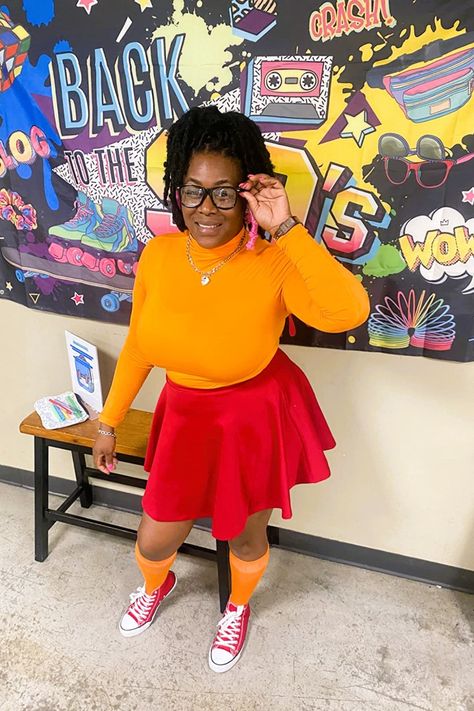 Get this red Velma Scooby Doo skirt on Amazon Velma Costume Plus Size, Scooby Doo Diy Costume, Scooby Doo Halloween Costumes, 90s Themed Outfits, Scooby Doo Costumes, Mystery Gang, Outfits Women Casual, Velma Cosplay, Velma Scooby Doo