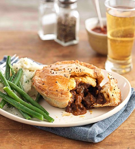 NZStephenF Recipe: The quintessential Kiwi steak and cheese pie gets a smoky twist. Kangaroo Recipe, Steak And Cheese, Cheese Pie Recipe, Ale Pie, Steak Pie, Aussie Food, Cheese Pie, Smoked Cheese, Cheese Pies