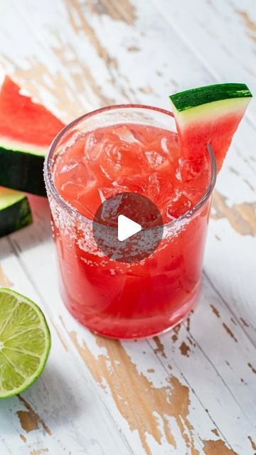 Tequila Watermelon, Kitchen Swagger, Healthy Alcoholic Drinks, Margarita Salt, Homemade Chicken Soup, Special Drinks, Simple Sugar, Watermelon Margarita, Cocktail Ideas