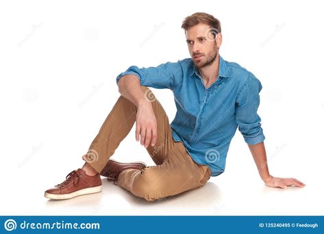 Man Sitting On Floor, Sitting With Legs Crossed, Pose Sitting, Men Pose, Sitting On Floor, Man Posing, Lying On The Floor, Smile Images, Jean Smart