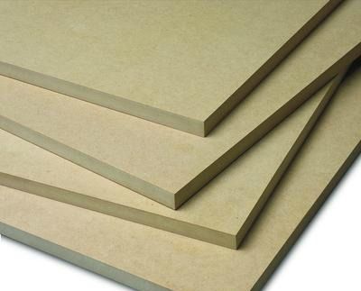 MDF can be a good alternative to plywood for some projects. It’s made by gluing and pressing fine woodpulp into sheets. MDF is sold in slightly oversize (49" x 97") sheets.  The extra allows you to trim the sheets to 48" x 96". Home centers usually stock 3/4" and sometimes 1/2" thicknesses. Some stores also stock half and quarter sheets. Custom Closet Ideas, Garage Bonus Room, Cnc Router Table, Kreg Jig Projects, Christmas Presents For Dad, Rolling Ladder, Kreg Tools, Unfinished Furniture, Kreg Jig