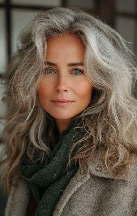 Κούρεμα Bob, Women Haircuts Long, Grey Hair Inspiration, Beautiful Gray Hair, Fishtail Braid, Long Gray Hair, Hair Color For Women, Penteado Cabelo Curto, Grey Hair Color