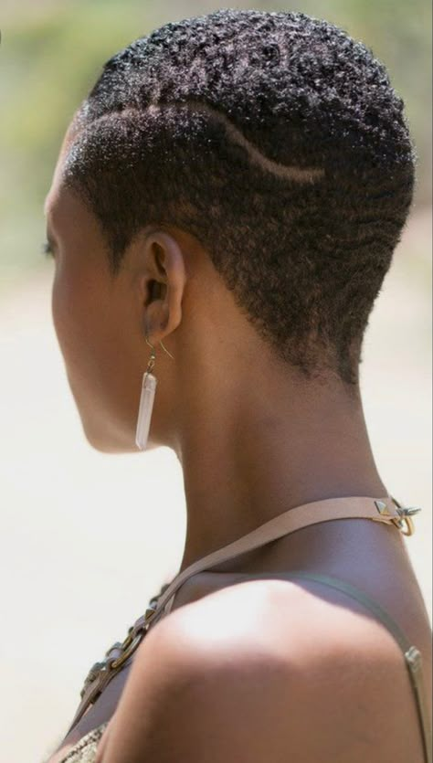 Short Natural Black Hair, African Hair Cut, Black Hair Hairstyles, Short Black Natural Hairstyles, Short Natural Haircuts, Hairstyles Natural Hair, Short Shaved Hairstyles, Natural Black Hair, Tapered Natural Hair