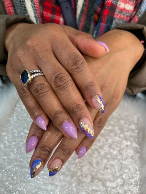 Purple And Yellow Almond Nails, Mustard Almond Nails, Yellow Purple Nails Design, Purple And Yellow Nail Art, Mustard Yellow Nails Designs Short, Mustard Yellow Nails Designs, Nice Fingers, Braiders Nails, Mustard Yellow Nails