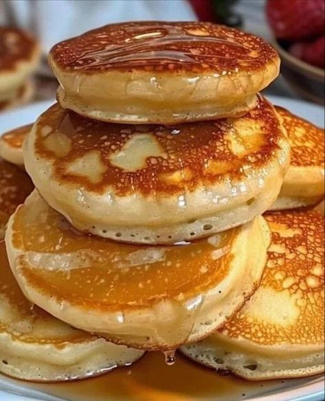 Taste the Tradition: Washington State's Classic Old Fashioned Pancake Recipe 1 Point Pancakes, Ww Pancakes, Old Fashioned Pancake Recipe, Old Fashioned Pancakes, Weight Watchers Pancakes, Keto Waffles, Greek Yogurt Pancakes, Yogurt Pancakes, Ww Breakfast