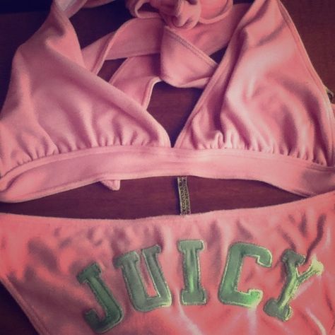 Authentic Juicy Couture Swimsuit Pink Juicy Couture velour bathing suit with halter top. Bottom has the word "juicy" across the bottom. Juicy Couture Swim Juicy Couture Bathing Suit, Juicy Couture Swimsuit, Hogwarts Clothes, Couture Swimsuit, 2000s Juicy Couture, 2000s Pink, Pink Juicy Couture, Swimsuit Pink, Desired Reality