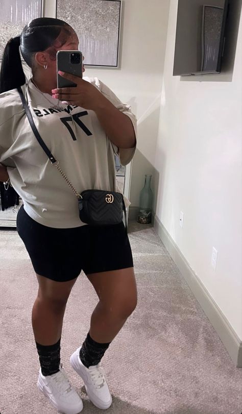 Air Force 1 Outfit Woman Black, Air Force 1 Outfit Black Woman, Air Force 1 Outfits, Air Force 1 Outfit Woman, Miami Trip, Air Force 1 Outfit, Mirror Flicks, Mall Outfit, Mirror Pictures