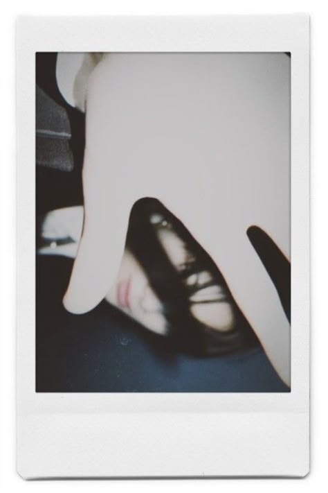 Riki Polaroid Pics, Kpop Polaroid Enhypen, Polaroid Pictures Enhypen, Niki Polaroid Pics, Enhypen Polaroid Aesthetic, Sunghoon Polaroid Pics, Riki Polaroid, Enhypen Polaroid Pics, Niki Polaroid