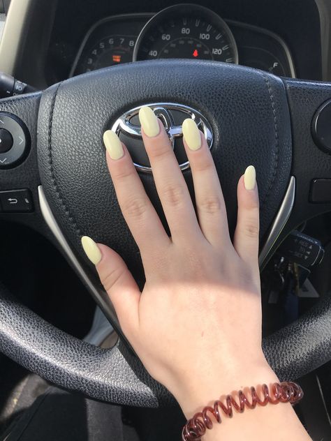 Pale yellow oval acrylics Yellow Oval Acrylic Nails, Pale Yellow Almond Nails, Oval Nails Yellow, Yellow Oval Nails, Rhea Tattoo, Oval Acrylics, Pale Yellow Nails, Yellow Acrylic Nails, Yellow Stuff