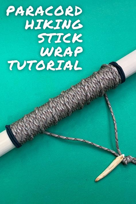 Learn how to add a decorative paracord wrap to your hiking stick. I also share other things you can do to pimp your hiking staff. Paracord Wrap Handle, Clove Hitch Knot, Camping Things, Paracord Knife, Handmade Walking Sticks, Paracord Dog Leash, Hiking Staff, Paracord Braids, Paracord Ideas