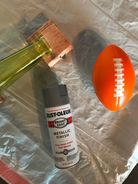 Diy Lombardi Trophy, Diy Trophy Cup, Diy Football Trophy, Diy Superbowl Trophy, Super Bowl Props, Fantasy Football Trophy Diy, Superbowl Trophy, Nfl Trophy, Super Bowl Stadium Tray