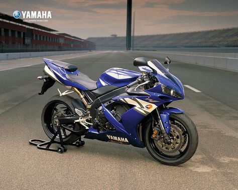 2004 #Yamaha #R1 Yamaha R1 2000, Yamaha R1 2008, Yamaha R1 2004, Yamaha Racing, Yamaha R6, Yamaha Motorcycles, Zx 10r, Yamaha R1, Four Wheelers