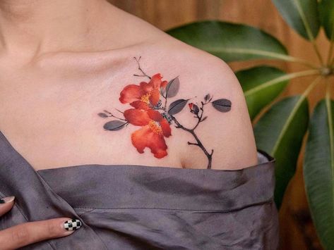 Qiqi 👩🏻‍🎨 Tattoo Artist on Instagram: “▫️Camellia▫️ First blush of Spring! Done at @newtattoo_studio . . . . . . . . . #qiqitattoo #camelliajaponica #camelliaflower…” Camellia Flower Tattoo, Tatoo Styles, Ink Magazine, Floral Tattoos, Chinese Tattoo, Red Tattoos, Camellia Flower, Tattoo Work, Flower Tattoo Designs