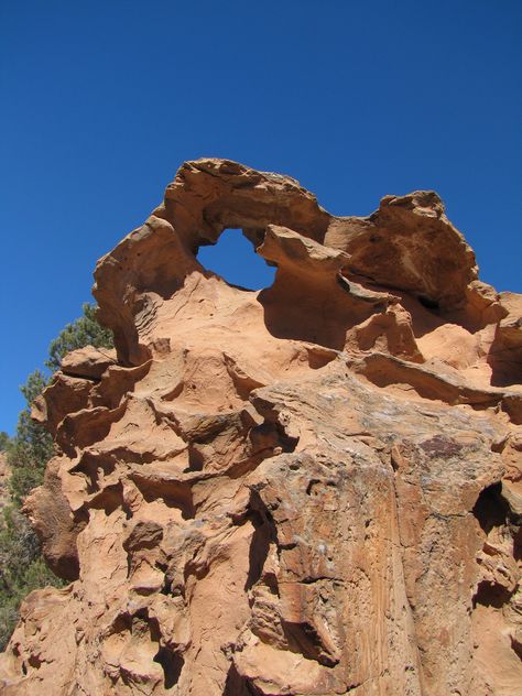 At this point in the trip, any arch would have done, no matter how big or small. This one had petroglyphs at the base, that's worth bonus points :^) __________________________________________________________________________ July 2, 2012 - "As The Pendulum Swings" Day 28 - Austin, Nevada to Great Basin National Park Utah Scenery, Austin Nevada, Virtual Vacation, Desert Biome, Usa Places, Nevada Homes, Northern Nevada, Great Basin National Park, Nevada Travel