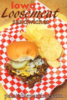 Maid Rite Sandwiches, Hot Beef Sandwiches, Loose Meat Sandwiches, Hamburger Dishes, Ground Meat Recipes, Meat Sandwich, Meat Snacks, Sloppy Joes Recipe, Hamburger Recipes