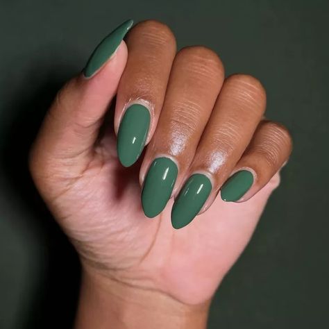 17 Green Nail Ideas That Are Perfect for Fall Green Glazed Donut Nails, Green Nails On Brown Skin, Fall Green Nails, Nails On Brown Skin, Green Nail Ideas, Glazed Donut Nails, Donut Nails, Fall Green, Dark Green Nails