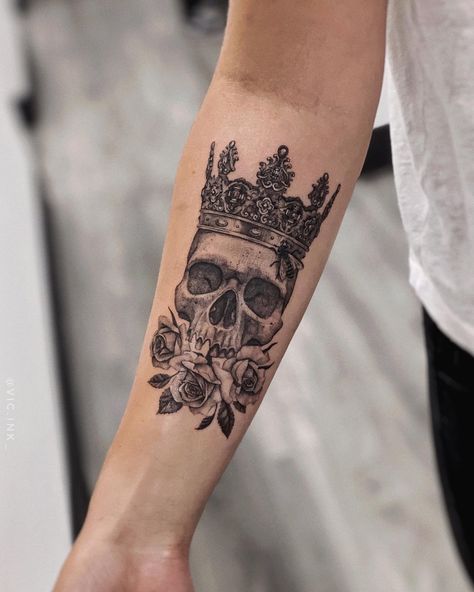 Tattoo of a skull with a crown and roses. Black and grey, detailed, fineline tattoo. Skull With Roses Tattoo, Skull With A Crown, Skull With Roses, Ink Therapy, Roses Tattoo, Tattoo Arm, Skulls And Roses, A Skull, Matching Tattoos