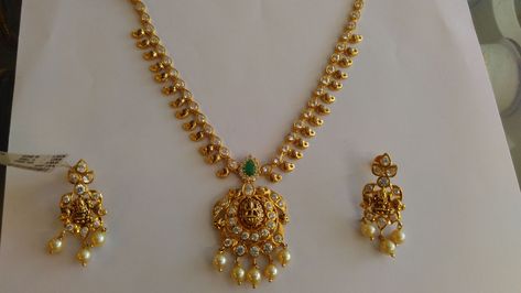 12 Grams Gold Necklace, 10 Grams Gold Necklace, Short Necklace Designs Gold Latest, Short Necklace Designs Gold, 10grams Gold Necklace Designs, 10 Grams Gold Necklace Indian, Chandraharam Designs, Necklace Designs Gold, Necklace Set Indian Bridal Jewelry