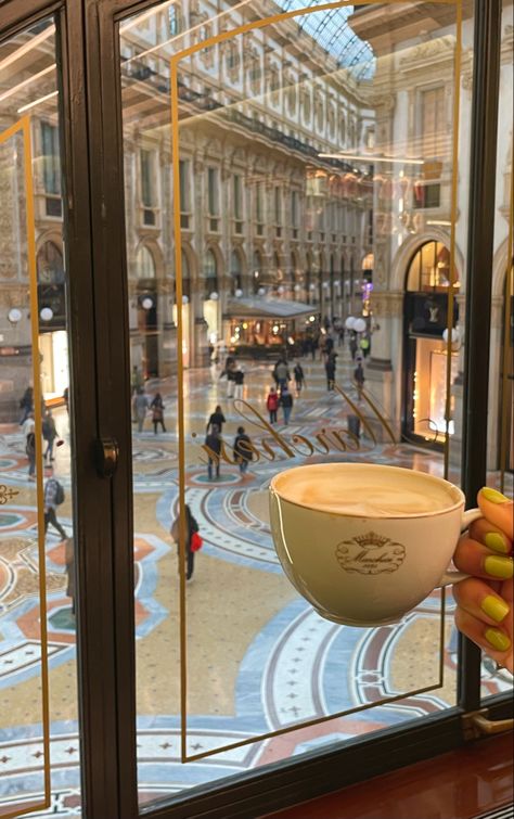 #milano #marchesi1824 #italy #autumn #cappuccino #coffee #nails Marchesi 1824, Money Lifestyle, Italian Aesthetic, Holiday Aesthetic, Coffee Nails, Cappuccino Coffee, Venice Italy Travel, Cool Cafe, Milan Italy