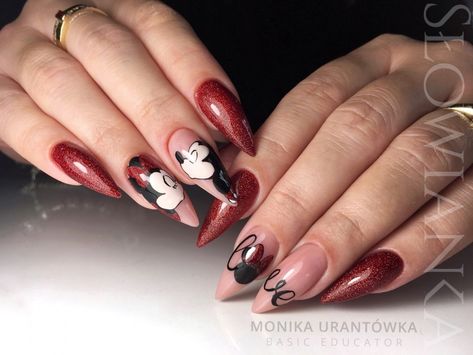 Mickey Minnie Love, Disney Valentines, Nail Art Disney, Disney Nails, Fashion Design Drawings, Floral Nails, Valentines Nails, Best Acrylic Nails, Mickey Minnie